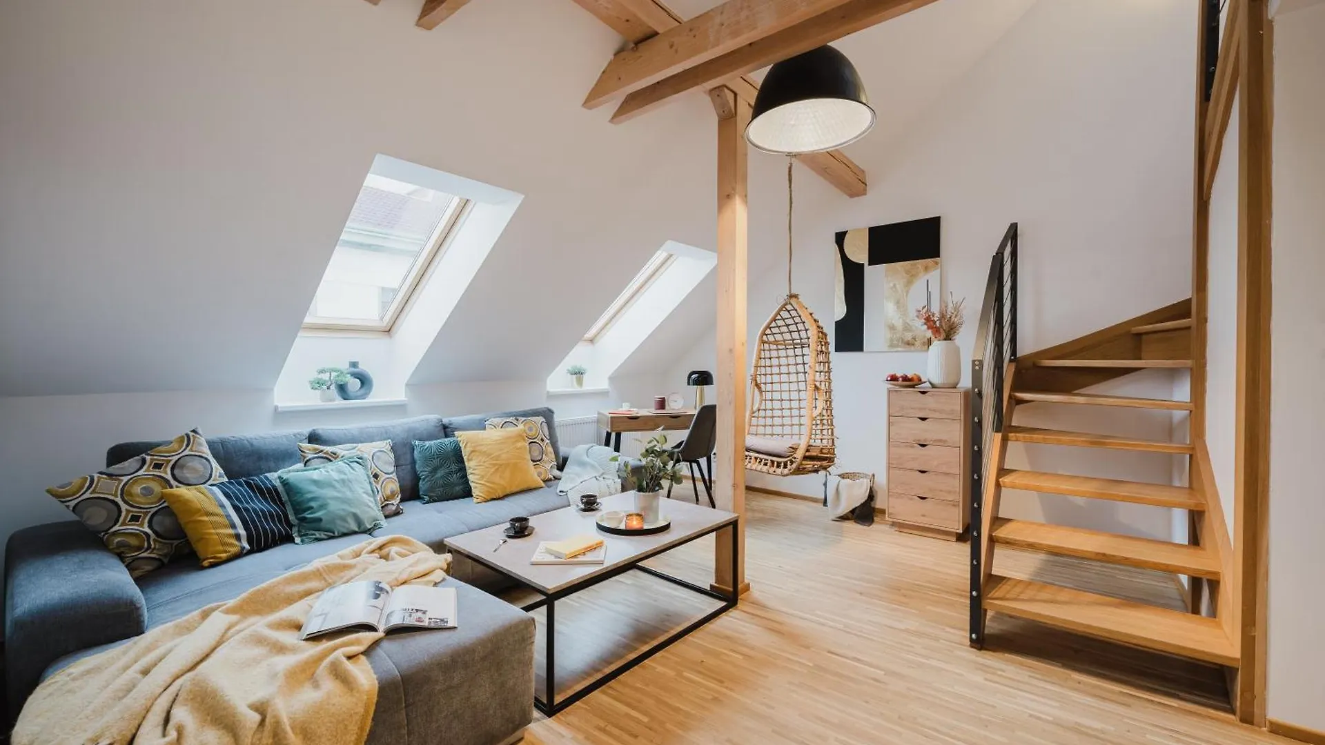 Prague Days - Attic Loft - Work Space - Private Parking