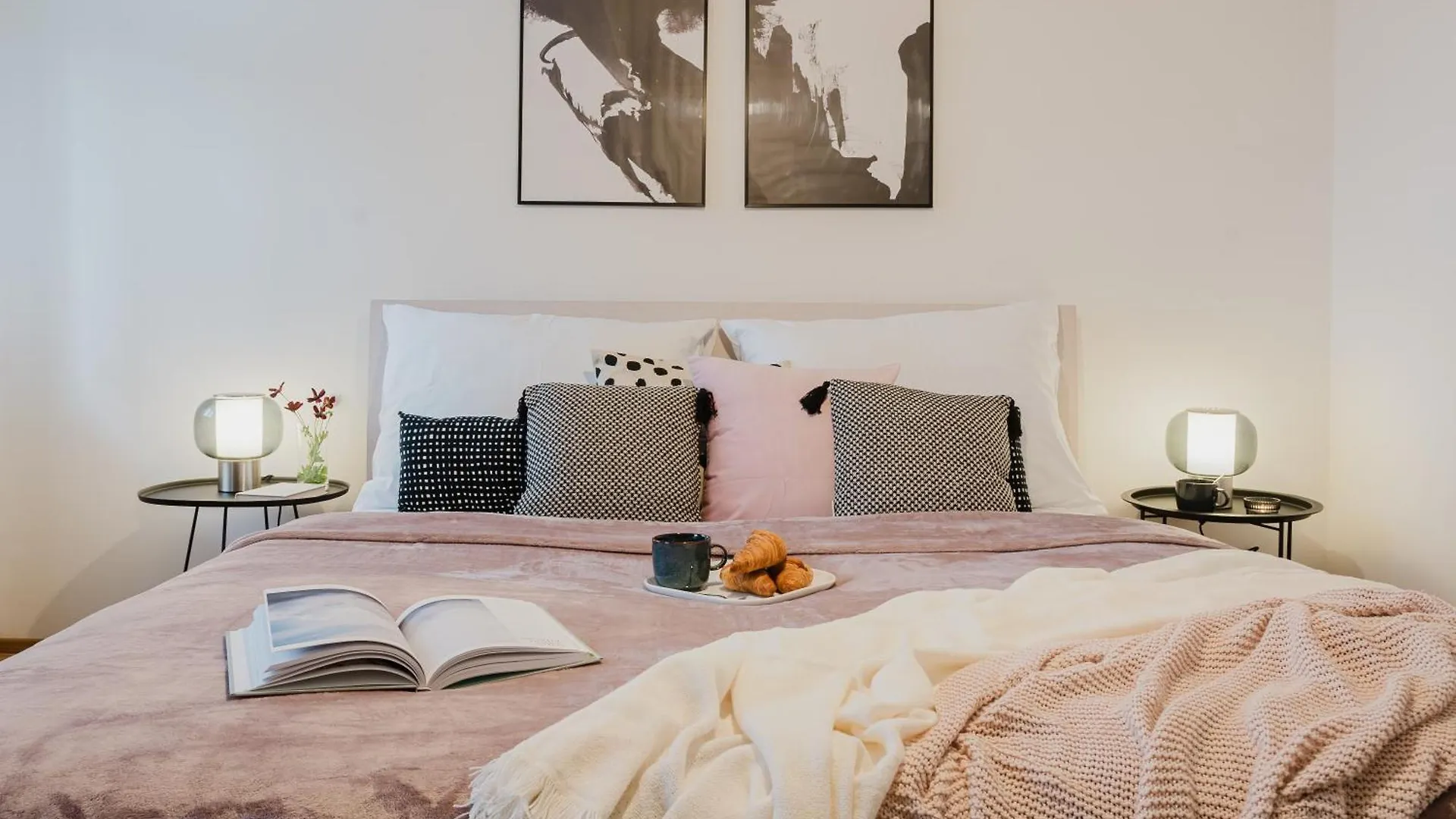 Appartamento Prague Days - Attic Loft - Work Space - Private Parking